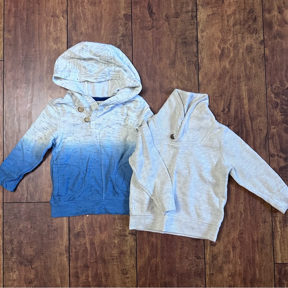 18 months toddler, long sleeve shirt bundle - Oshkosh and Old Navy